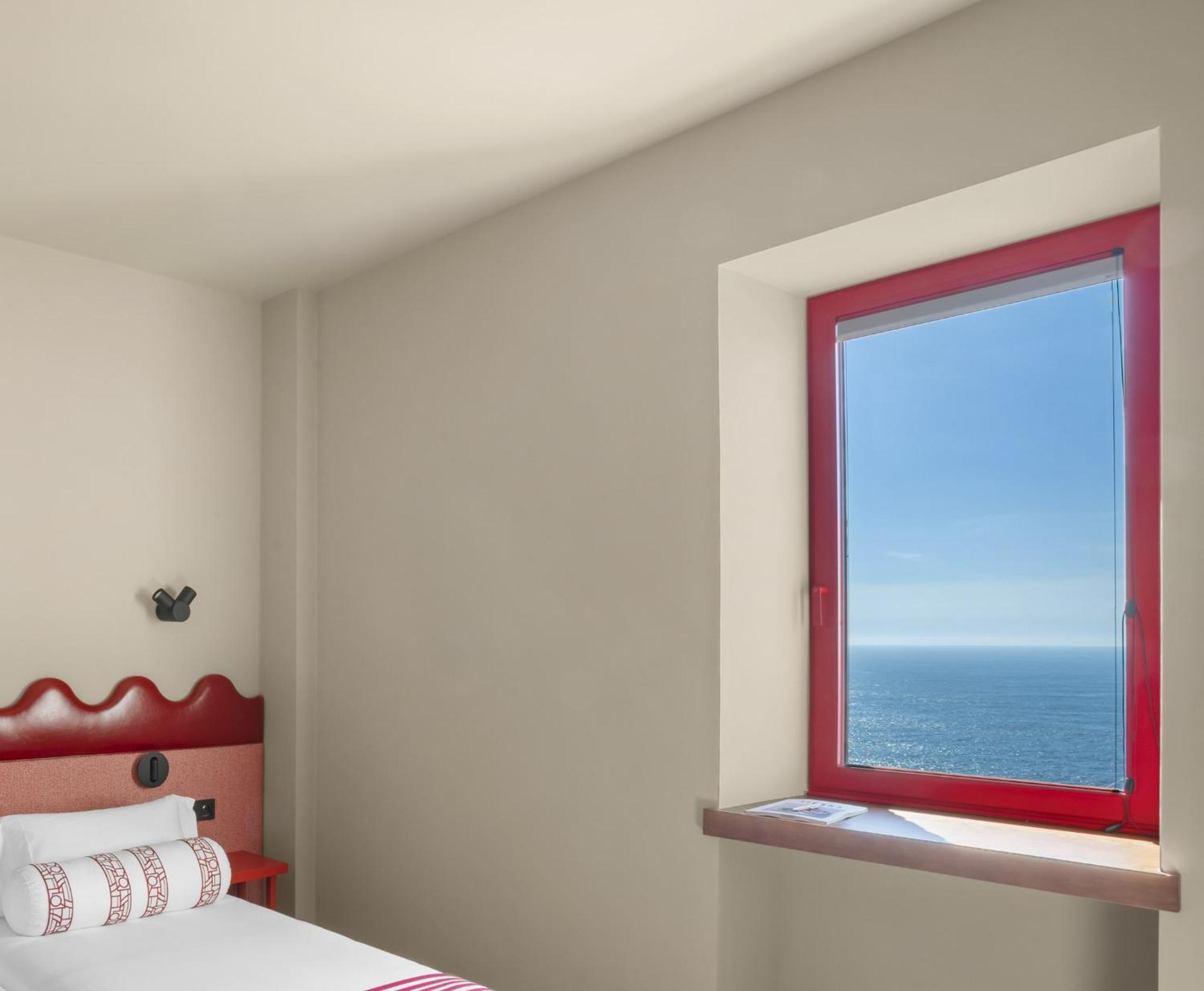 Hotel Boutique Faro Silleiro Baiona Exterior photo